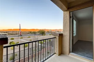 Photo #3: 2455689 Listing 