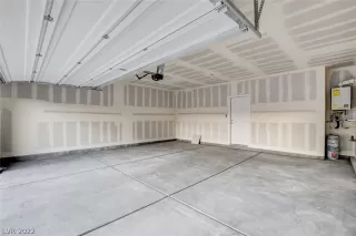 Photo #5: 2455689 Listing 