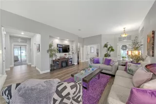 Photo #4: 2455698 Listing 