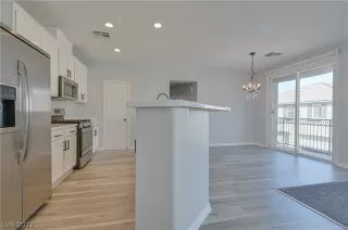 Photo #4: 2455785 Listing 