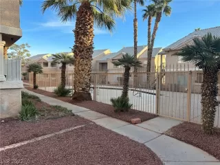 Photo #2: 2455823 Listing 