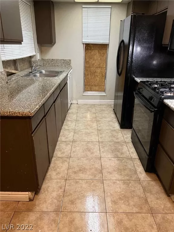 MLS: 2455873 Condo For Sale