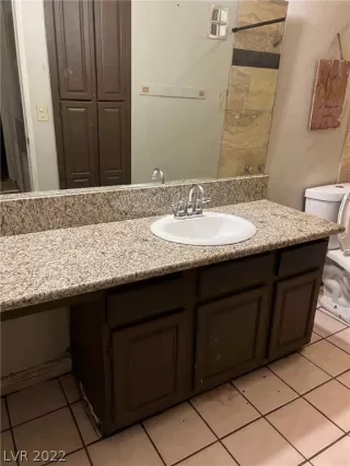 Photo #1: 2455873 Listing 