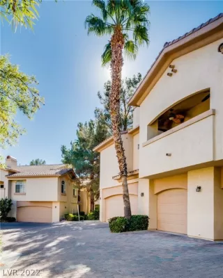 Photo #3: 2455875 Listing