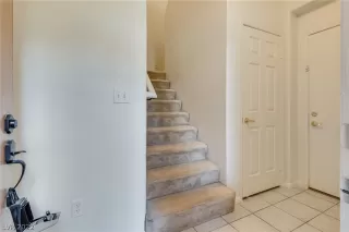 Photo #6: 2455875 Listing