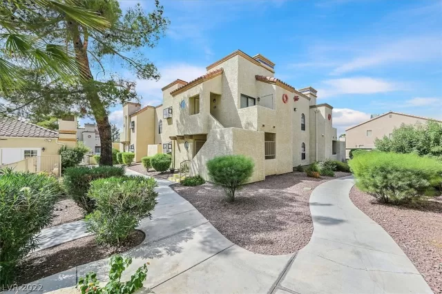 MLS: 2455876 Condo For Sale