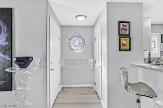 Photo #2: 2455876 Listing 