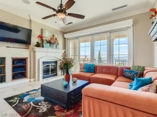 Photo #4: 2455894 Listing 