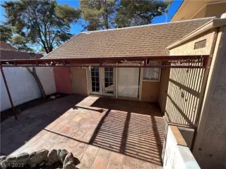 Photo #2: 2455941 Listing 