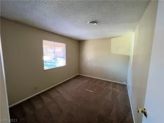 Photo #4: 2455941 Listing 