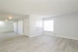 Photo #1: 2455977 Listing 