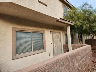 Photo #1: 2456031 Listing 