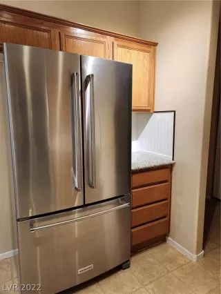 Photo #6: 2456031 Listing 