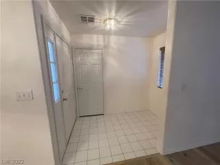 Photo #2: 2456124 Listing 