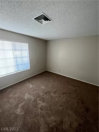 Photo #4: 2456132 Listing 