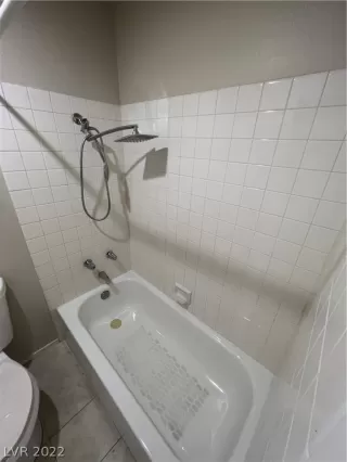 Photo #5: 2456132 Listing 