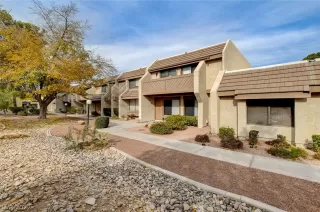 Photo #1: 2456168 Listing