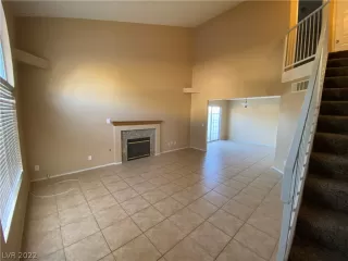 Photo #2: 2456188 Listing