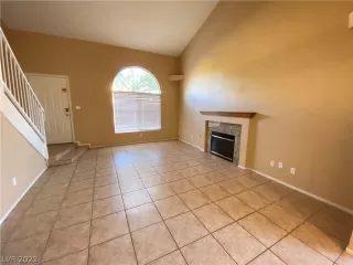 Photo #3: 2456188 Listing