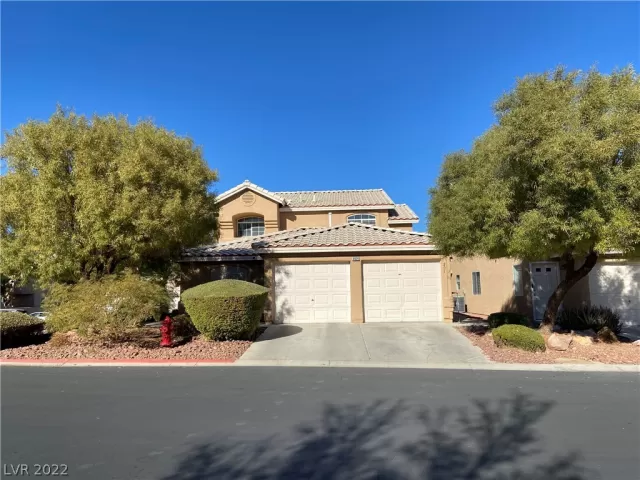 MLS: 2456274 Condo For Sale