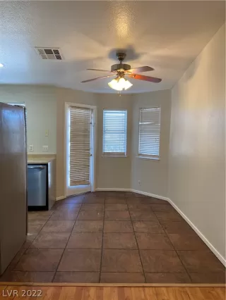 Photo #2: 2456274 Listing 