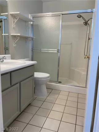 Photo #6: 2456274 Listing 