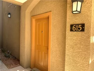 Photo #2: 2456284 Listing 
