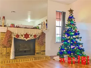 Photo #3: 2456286 Listing