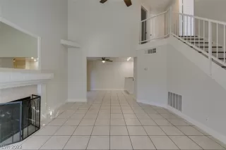 Photo #6: 2456301 Listing 