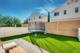 Photo #6: 2456333 Listing