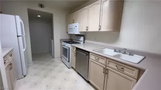 Photo #6: 2456357 Listing 