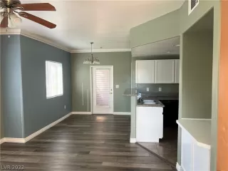 Photo #6: 2456368 Listing