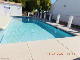 Photo #2: 2456385 Listing