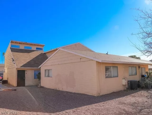 MLS: 2456416 Condo For Sale