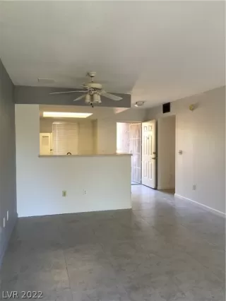 Photo #5: 2456431 Listing