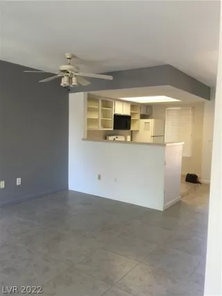 Photo #6: 2456431 Listing