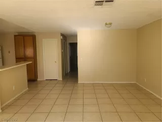 Photo #2: 2456440 Listing 