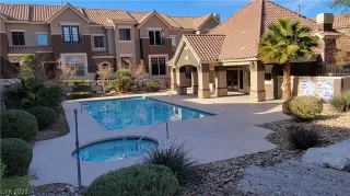 Photo #3: 2456468 Listing 