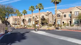 Photo #4: 2456468 Listing 