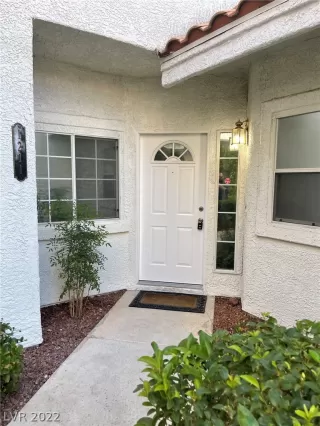 Photo #2: 2456471 Listing 