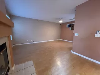 Photo #4: 2456471 Listing 