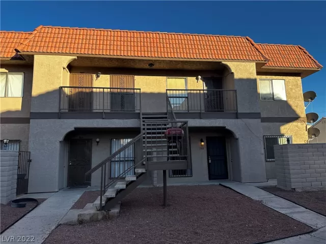 MLS: 2456498 Condo For Sale