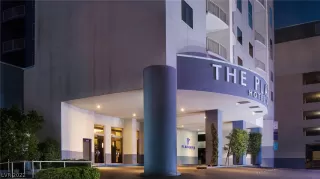 Photo #1: 2456503 Listing