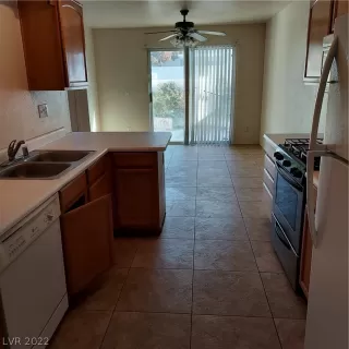 Photo #2: 2456509 Listing 