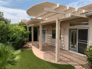 Photo #3: 2456516 Listing 