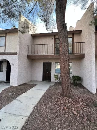 Photo #1: 2456534 Listing 