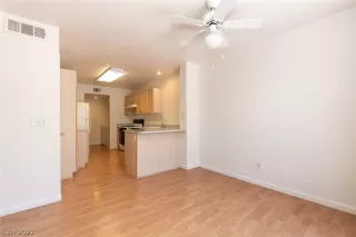 Photo #6: 2456568 Listing 