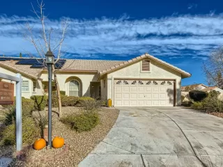 Photo #4: 2456572 Listing 