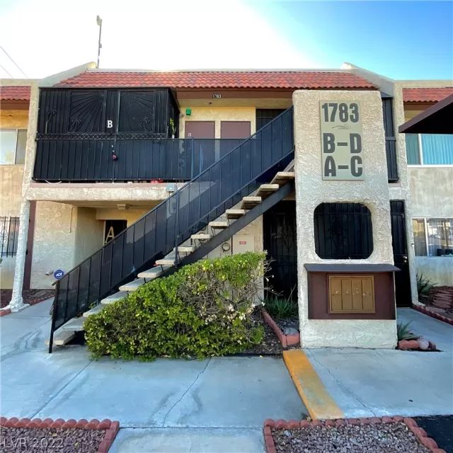 MLS: 2456606 Condo For Sale