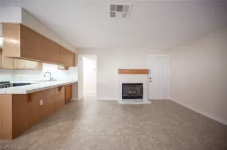 Photo #6: 2456623 Listing